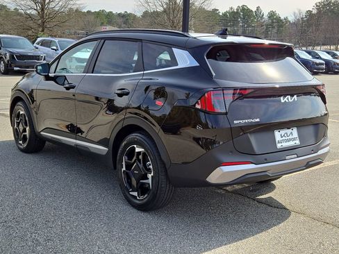 New 2026 Kia Sportage EX image 10