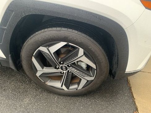 Used 2023 Hyundai Tucson SEL w/ Convenience Package image 3