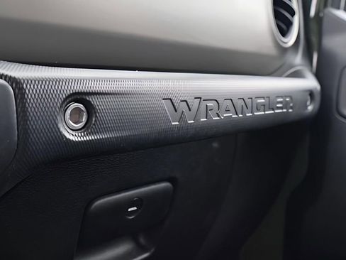 Used 2022 Jeep Wrangler Unlimited Sport image 20