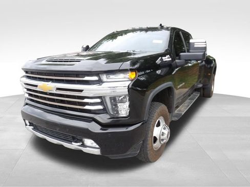 Used 2022 Chevrolet Silverado 3500 High Country w/ Safety Package II AWD/4WD image 6