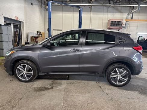 Used 2021 Honda HR-V EX image 3