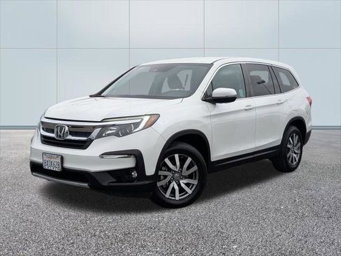 Used 2021 Honda Pilot EX image 1