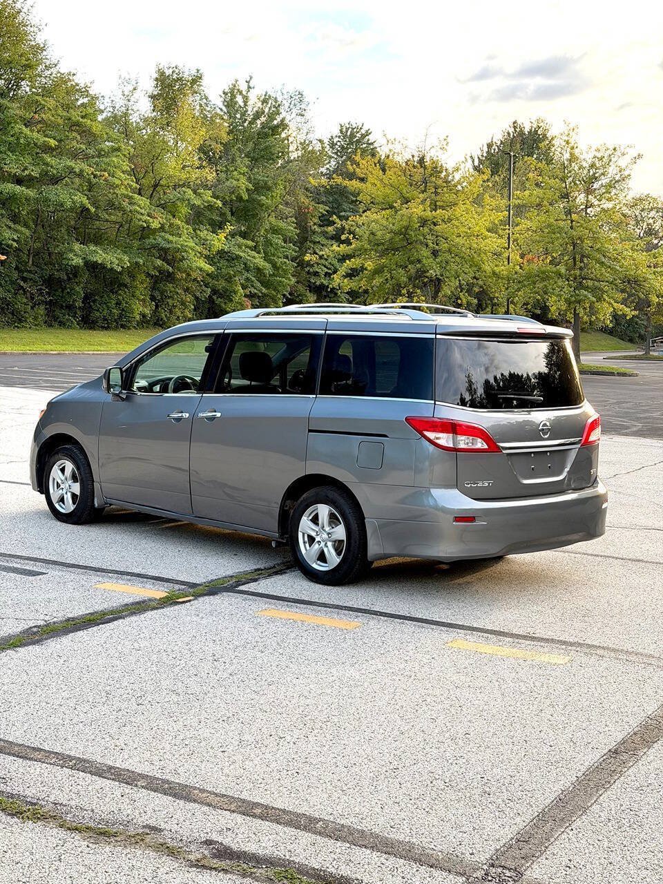 Used 2015 Nissan Quest SV w/ Leather Package FWD image 5
