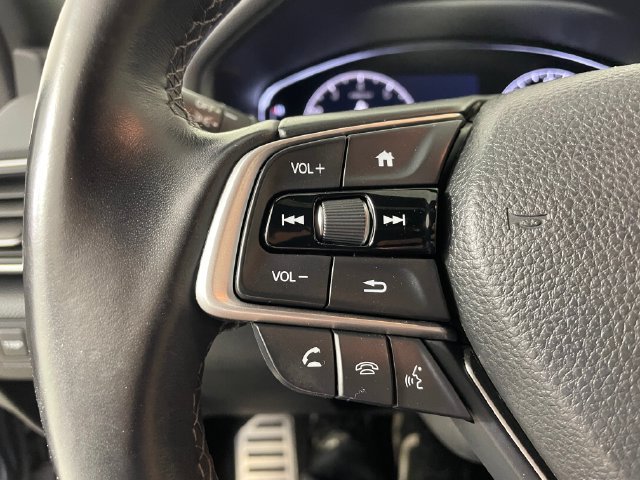 Used 2018 Honda Accord Sport image 11
