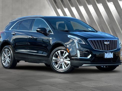 Certified 2025 Cadillac XT5 Premium Luxury image 2
