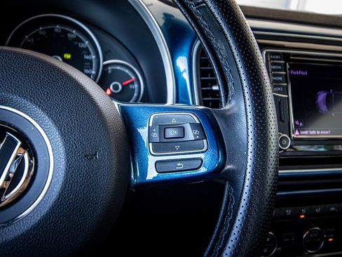 Used 2019 Volkswagen Beetle 2.0T SE image 28