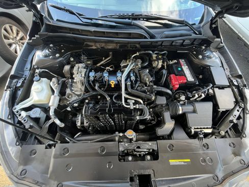 Used 2023 Nissan Altima 2.5 SV FWD image 32