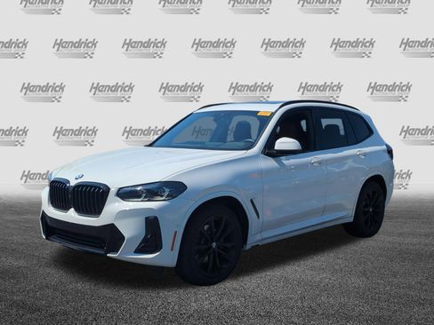 Certified 2024 BMW X3 sDrive30i w/ Premium Package RWD image 5
