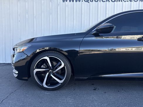 Used 2019 Honda Accord Sport image 4