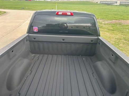 Used 2018 GMC Sierra 1500 SLT w/ SLT Premium Package image 9