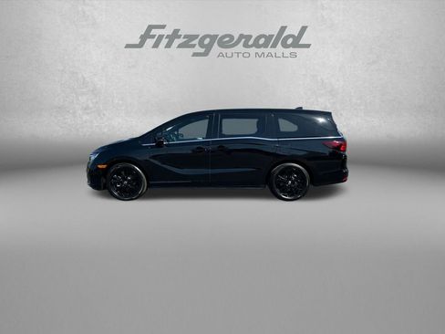Used 2024 Honda Odyssey Sport image 4