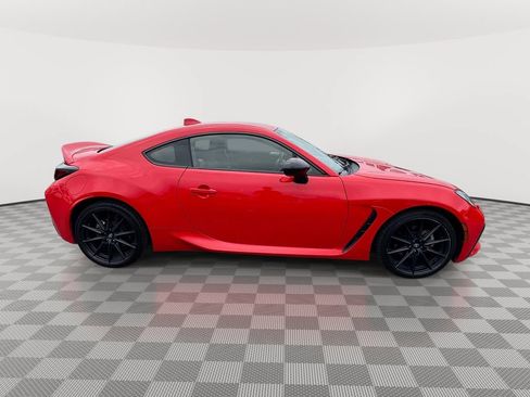 Used 2023 Toyota GR86 Premium w/ ALL Weather Mat Package (TMS) RWD image 7