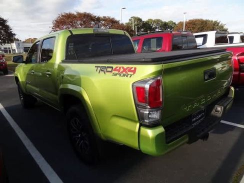 Used 2023 Toyota Tacoma TRD Sport image 5