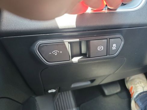 Used 2025 Kia K4 LXS FWD image 29