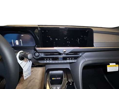 New 2026 Toyota Crown Platinum image 10