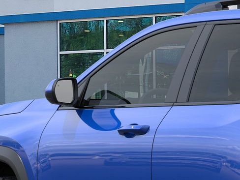 New 2026 Chevrolet Equinox ACTIV w/ LPO, Floor Liner Package AWD/4WD image 12
