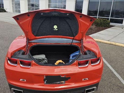 Used 2010 Chevrolet Camaro SS w/ LPO, Ground Effects Package image 14