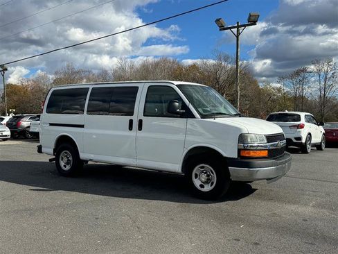 Used 2014 Chevrolet Express 3500 LT w/ LT Preferred Equipment Group image 7