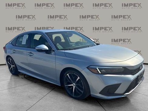 Used 2023 Honda Civic Touring image 7