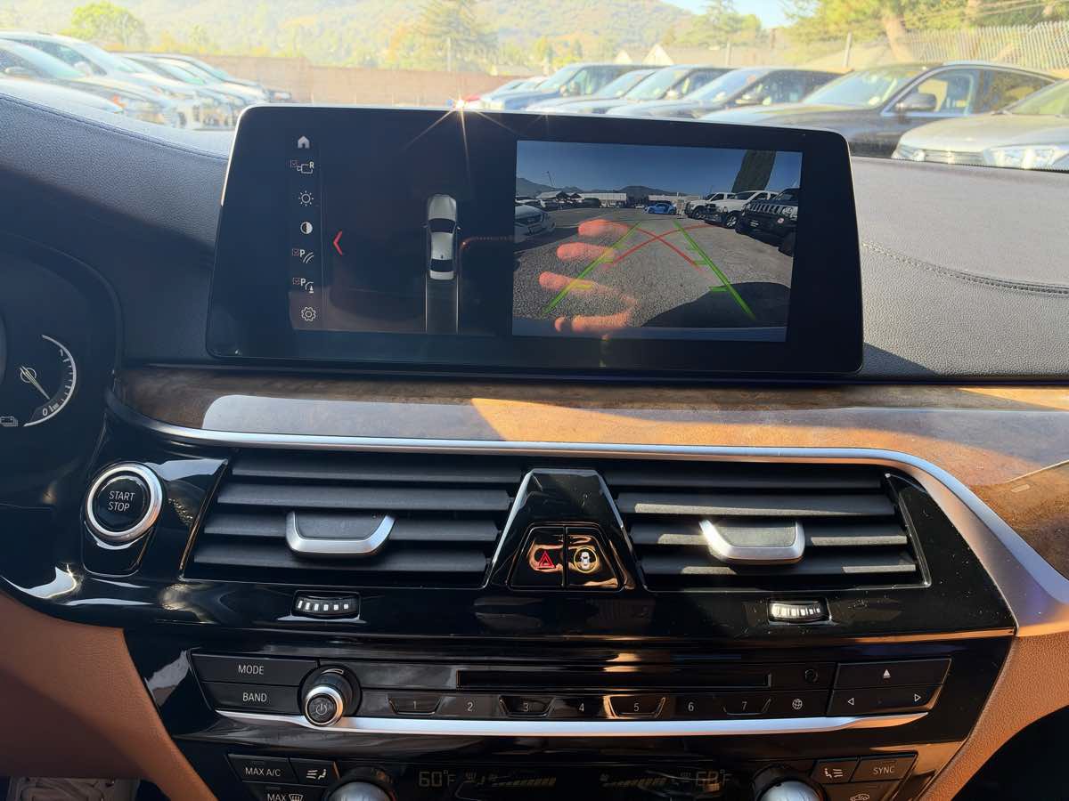 Used 2018 BMW 530e RWD image 25