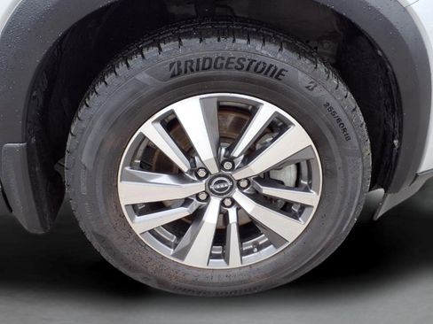 Certified 2023 Nissan Pathfinder SL AWD/4WD image 10