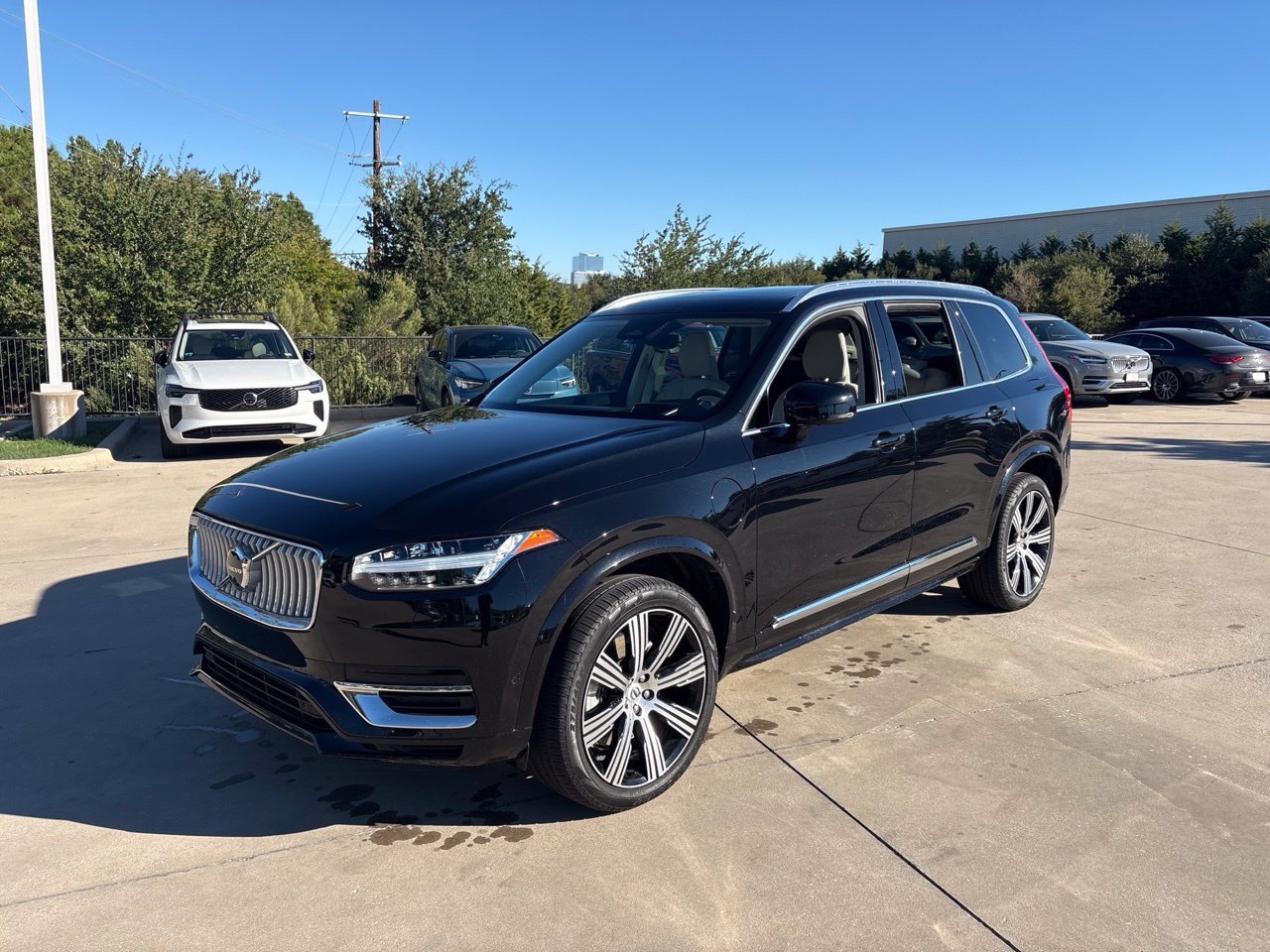 Used 2025 Volvo XC90 T8 Ultra w/ Protection Package Premier AWD/4WD 360° Tour