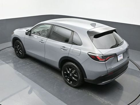 Used 2025 Honda HR-V Sport image 14