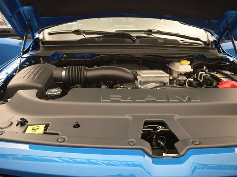 New 2026 RAM 1500 Laramie AWD/4WD image 22