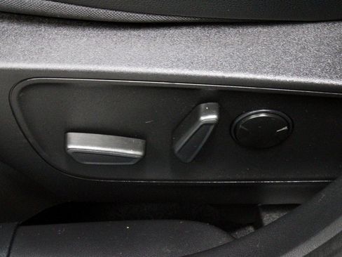 Certified 2022 Ford Escape SEL image 22