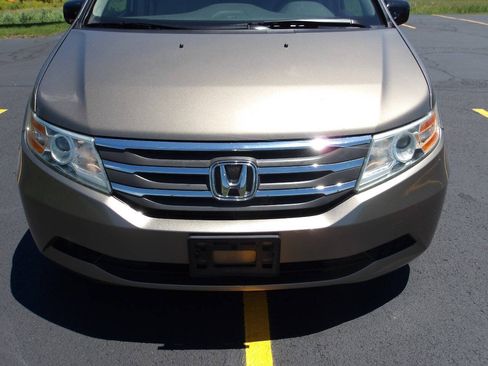 Used 2013 Honda Odyssey EX-L image 32