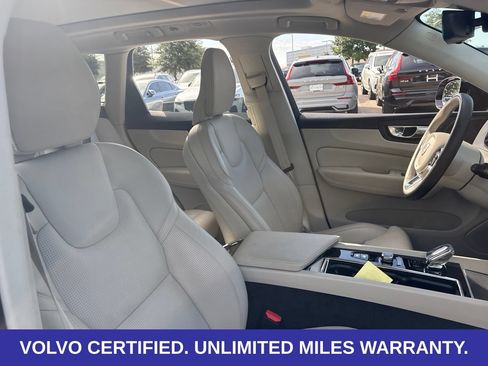 Certified 2026 Volvo XC60 B5 Ultra AWD/4WD image 13