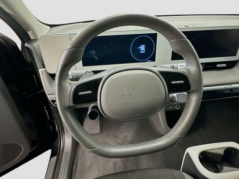 Used 2024 Hyundai Ioniq 5 SEL image 18