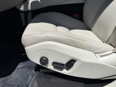 Used 2023 Volvo XC90 T8 Plus w/ Protection Package Premier AWD/4WD image 33