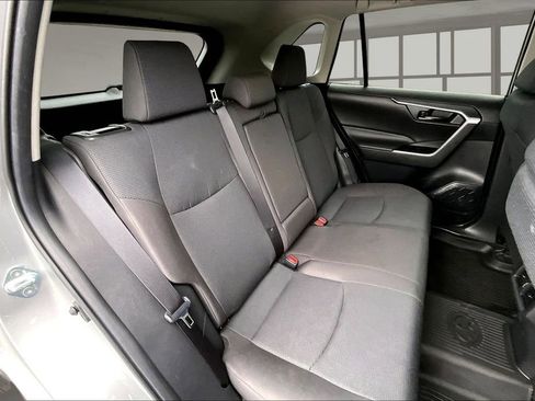 Used 2024 Toyota RAV4 LE AWD/4WD image 25