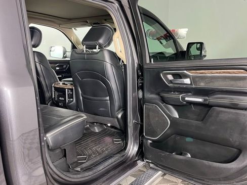 Used 2019 RAM 1500 Laramie image 28