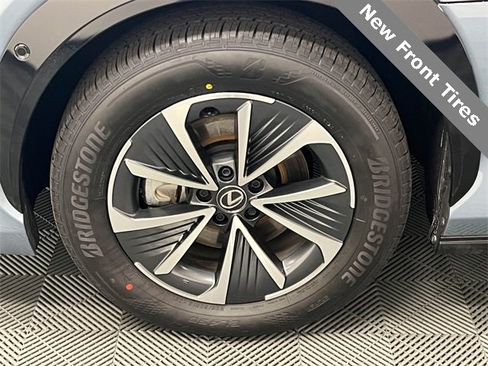 Certified 2023 Lexus RZ 450e Premium w/ Technology Package image 22