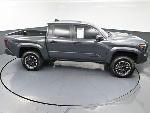 Used 2024 Toyota Tacoma TRD Sport image 45