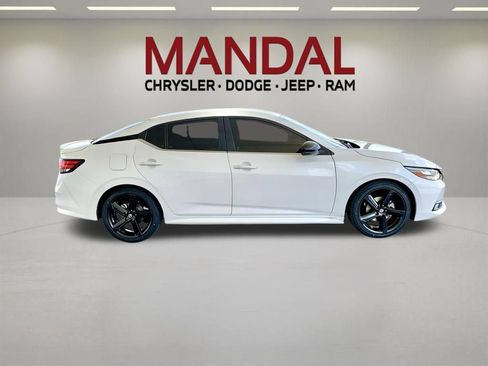 Used 2022 Nissan Sentra SR FWD image 5