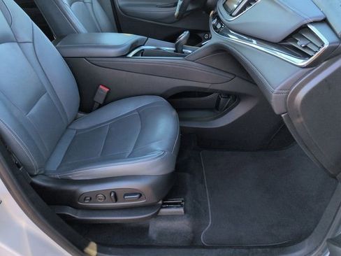 Used 2021 Buick Enclave Premium w/ Sun and Sites Package image 27