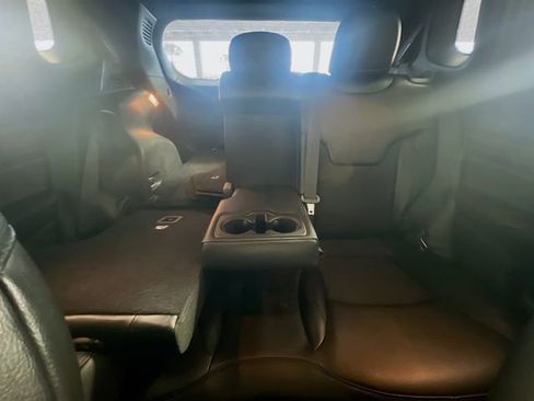 Used 2022 Jeep Compass Altitude FWD image 26