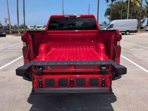 Used 2025 Chevrolet Silverado 1500 Custom Trail Boss AWD/4WD image 13