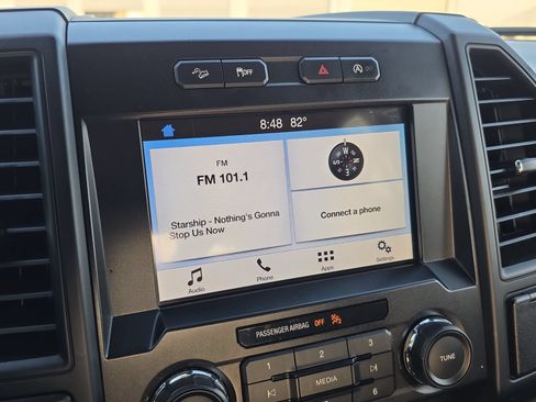 Used 2019 Ford F150 4x4 SuperCrew image 18