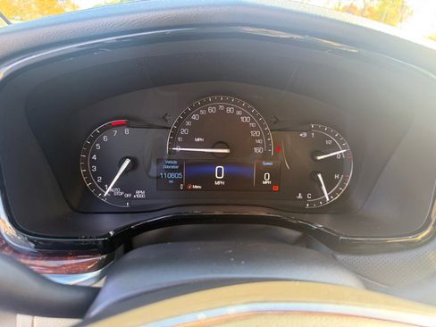 Used 2018 Cadillac XT5 Premium Luxury image 12