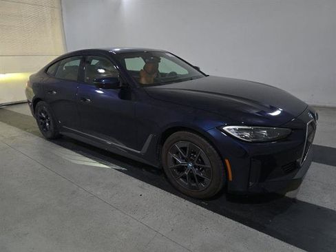Used 2023 BMW i4 eDrive35 w/ Premium Package image 36