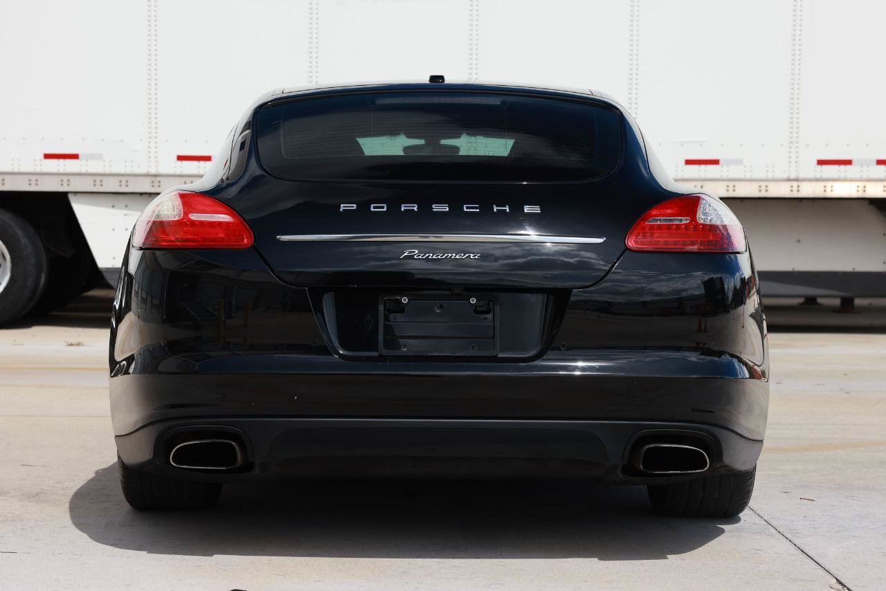 Used 2013 Porsche Panamera image 7