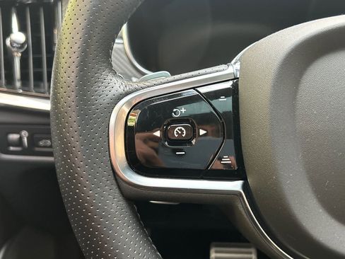 Used 2021 Polestar Polestar 1 image 10