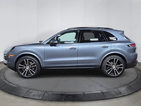 New 2026 Porsche Cayenne image 2