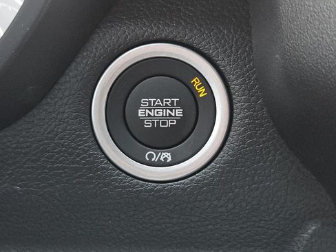 New 2026 RAM 1500 Express AWD/4WD image 17