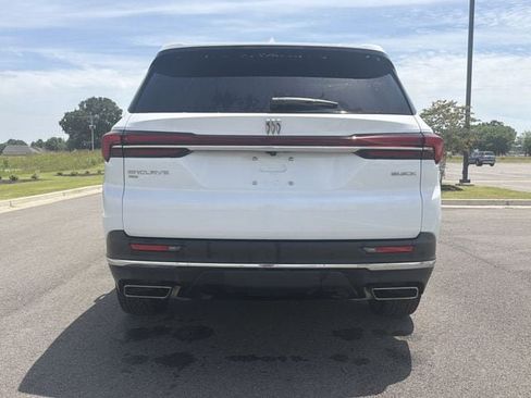 Used 2025 Buick Enclave Preferred AWD/4WD image 4