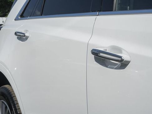 Used 2025 Cadillac XT5 Premium Luxury image 16